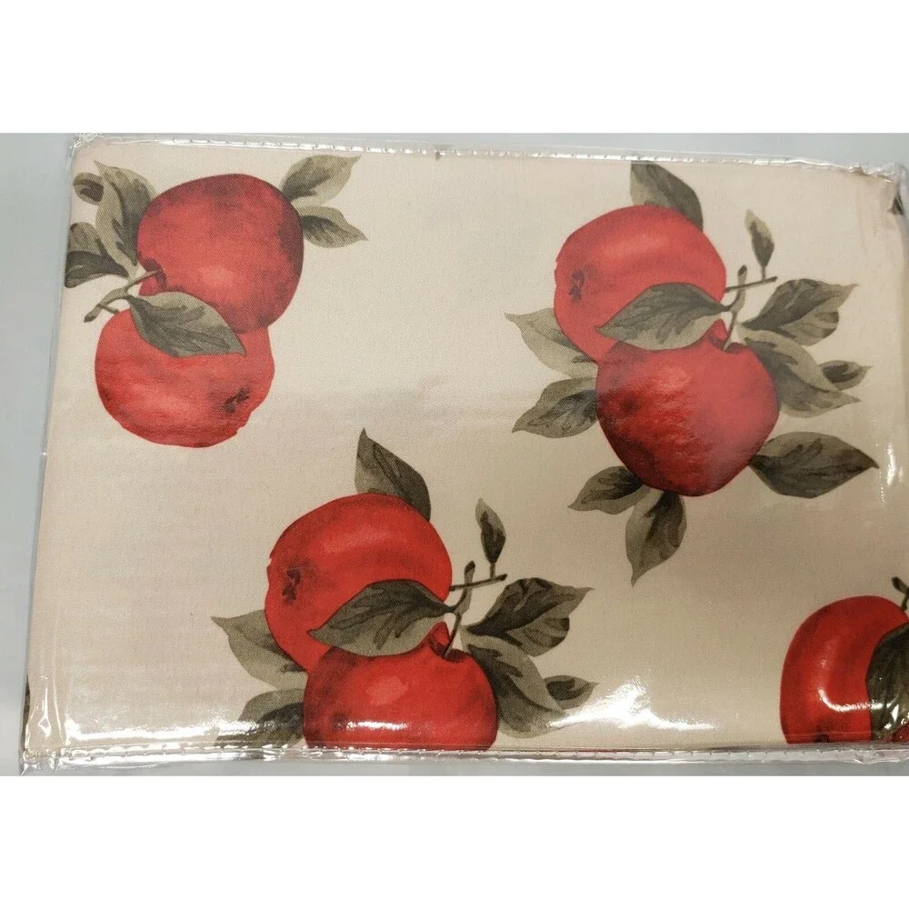 1 Printed Fabric Tablecloth, 60